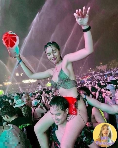 คลิปX คลิปหลุด สาวซ้องานเฟสงานจบคนไม่จบได้คนมาเย็ดต่ออัดคลิปดูเอาควยเย็ดเก็บไว้ดูเสียงไทยฟินๆ