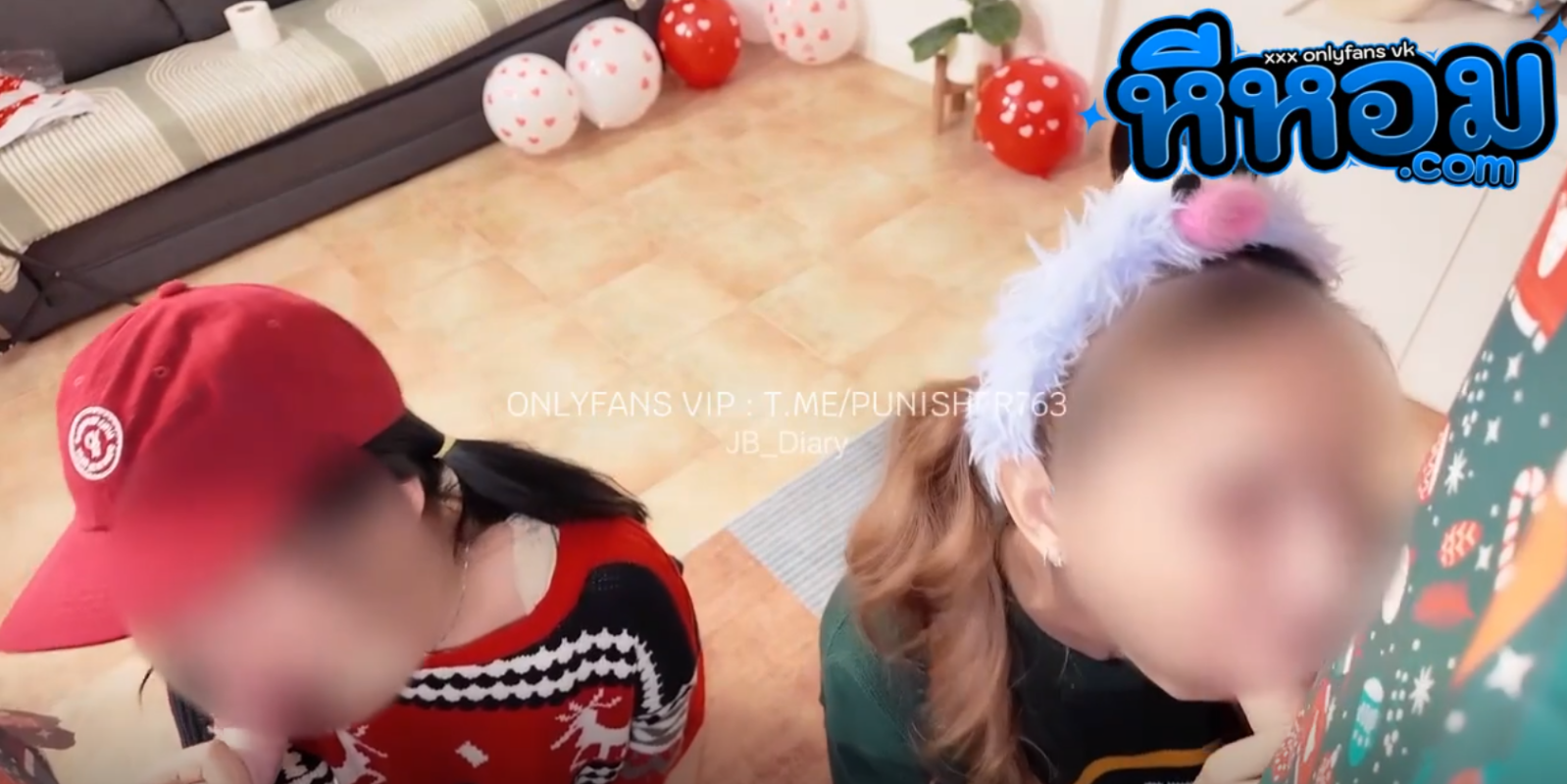 xxxหนัง คลิปหลุด jbswg_diary ชวนเพื่อนมาแกะของขวัญวันคริสมาสดูว่าจะชอบไหมสรุปชอบทั้งคู่เย็ดข้ามคืนเลยจับควยโม็คๆโดนเย็ดครางเสียงตีกันฟินสุดๆ